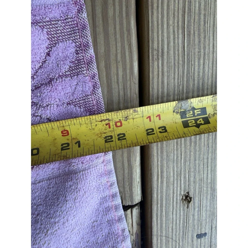 Vintage 1970s Cannon Monticello Pink Sculpted Santa Cruz Fringe Bath Towel